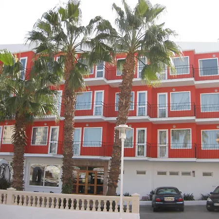 Teix Hotel *